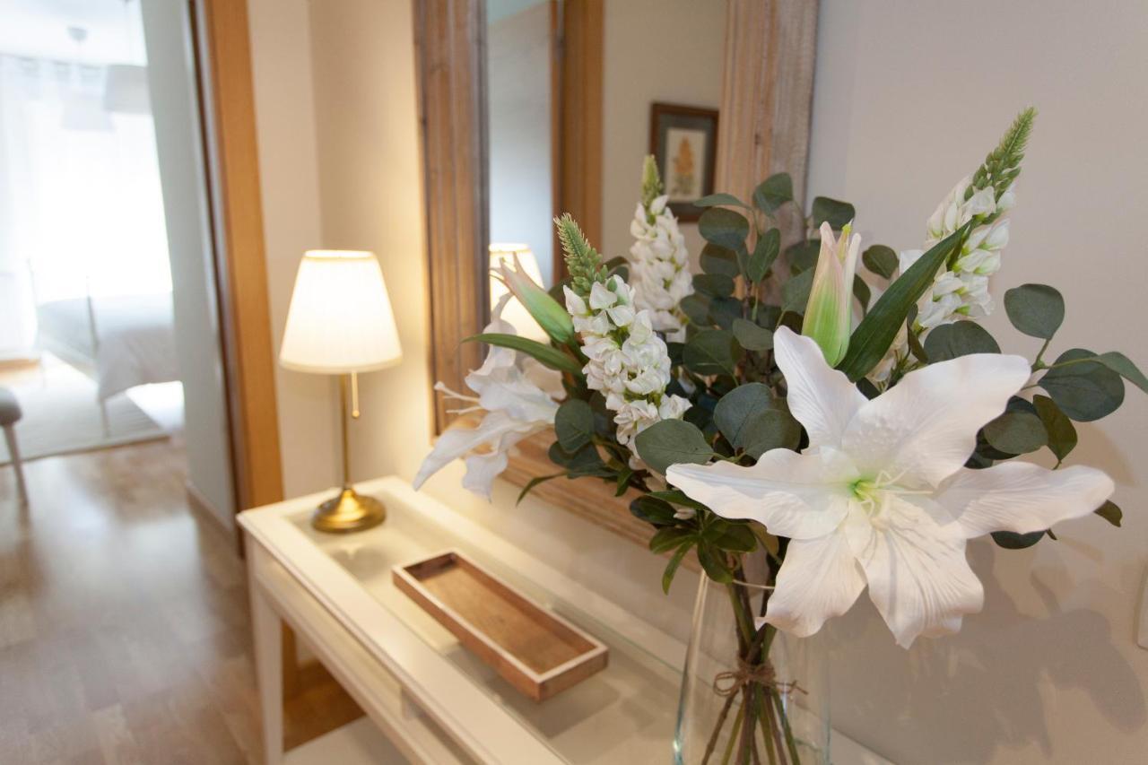Celia Apartment Roa Bagian luar foto