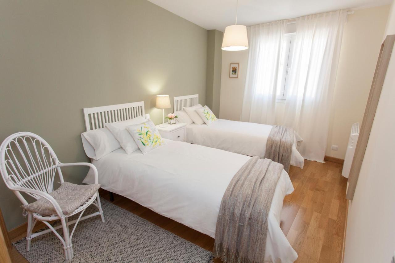 Celia Apartment Roa Bagian luar foto